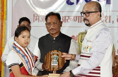 एक भारत श्रेष्ठ भारत” के तहत राजभवन में मनाया गया 6 राज्य, मिजोरम, अरुणाचल प्रदेश, बिहार, ओडिशा, सहित इन राज्यों का स्थापना दिवस…