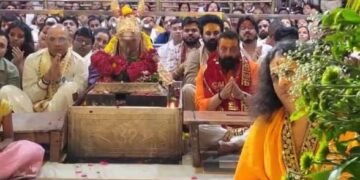 महाकाल के दर में पहुंचे अभिनेता,अभिनेत्री शुभांगी दत्त और गायक निंजा, लिया आशीर्वाद…