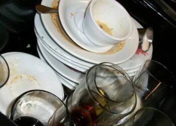 आपके किचन में छुपा है बरकत का राज़, छोटी सी गलती से कंगाली का खतरा…