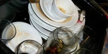 आपके किचन में छुपा है बरकत का राज़, छोटी सी गलती से कंगाली का खतरा…