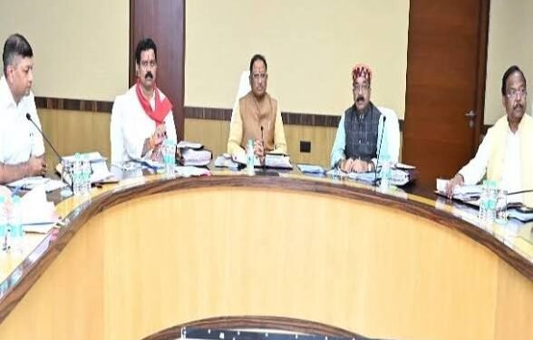 साय सरकार का बड़ा ऐलान, सरकारी कर्मचारियों को मिलेगी अब 12 दिन की स्पेशल छुट्टी, आदेश जारी…