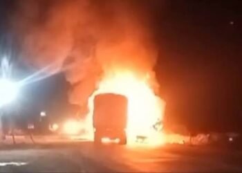 सीधी में ट्रक ड्राइवर की जिंदा जलने से मौत, जबलपुर में बाइक सवार युवक को ट्रक ने रौंदा…