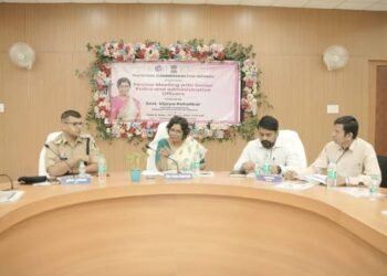 राष्ट्रीय महिला आयोग की अध्यक्ष विजया रहाटकर कोरबा में जनसुनवाई के साथ ली समीक्षा बैठक