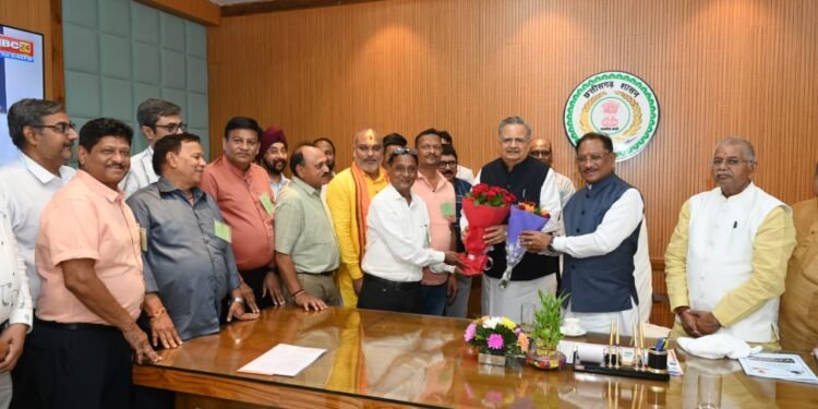 राजनांदगांव को मिली खेल विकास की बड़ी सौगात: आधुनिक खेल मैदान व क्रिकेट अकादमी के लिए 5 एकड़ भूमि आवंटित, राजनांदगांववासियों के साथ विस अध्यक्ष डॉ रमन सिंह ने जताया मुख्यमंत्री साय का आभार