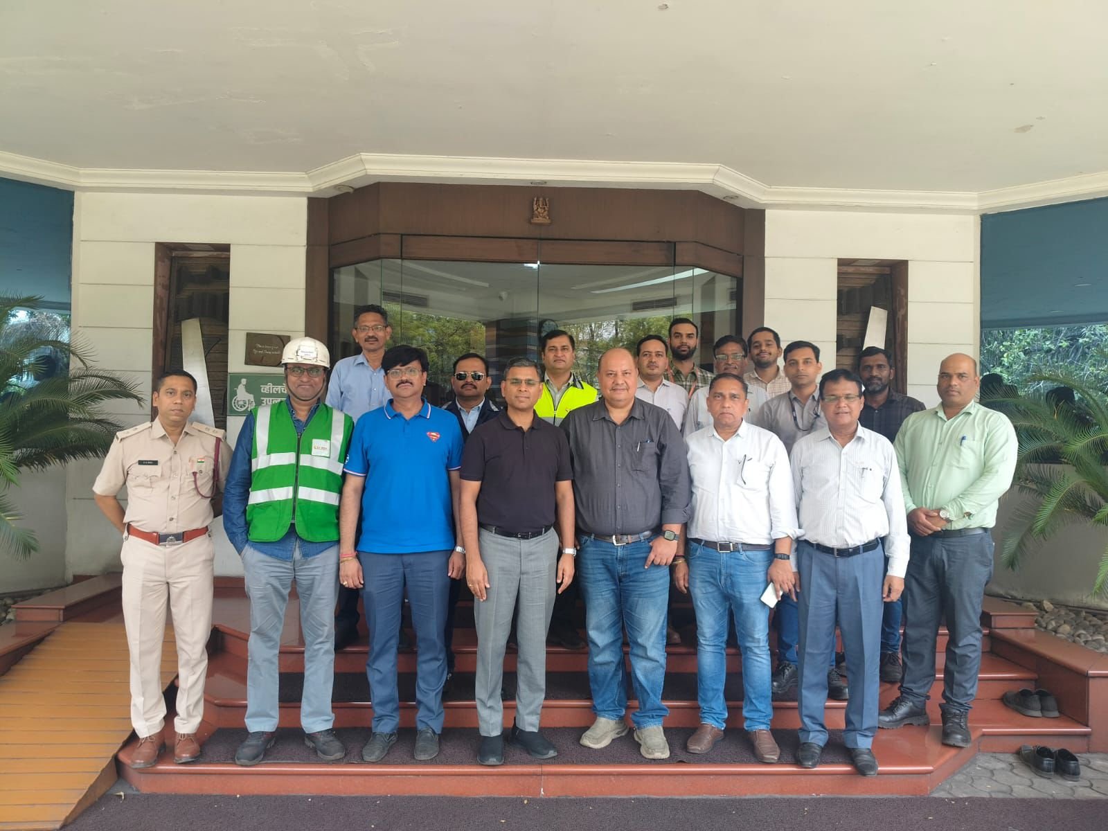 छत्तीसगढ़ शासन के निर्देशन में सारडा एनर्जी एंड मिनरल्स लिमिटेड में सफल मॉक ड्रिल का आयोजन