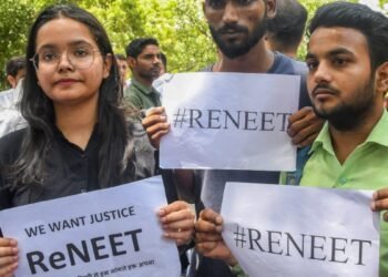 NEET पेपर लीक मामले में पहली गिरफ्तारी, पहचान छिपाने के लिए ये करवाया, फिर भी पकड़ा गया आरोपी…
