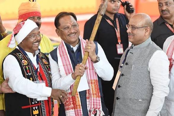 जनजातीय गौरव को सहेजते हुए विकास के नए आयाम गढ़ रही है सरकार मुख्यमंत्री साय…