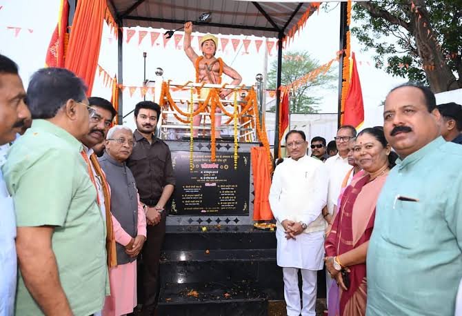 धरती आबा भगवान बिरसा मुंडा का जीवन जल, जंगल और जमीन की रक्षा के संघर्ष की अमर गाथा सीएम साय…