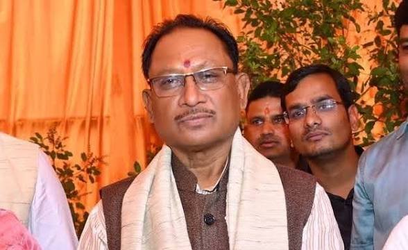मुख्यमंत्री विष्णु देव साय के नेतृत्व में प्रशासन की बड़ी कार्रवाई: रायपुर में विवादित निर्माणाधीन ढांचा ध्वस्त…
