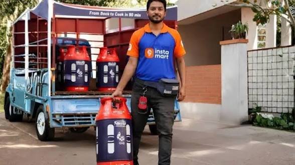 LPG की क्विक डिलीवरी शुरू अब ऑर्डर के इतने मिनट में घर पहुंचेगा गैस सिलेंडर, कनेक्शन की भी नहीं होगी जरूरत…