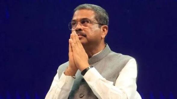ये बने देश के नए शिक्षा मंत्री , धर्मेंद्र प्रधान के इस्तीफे के बाद मोदी सरकार का बड़ा फैसला…