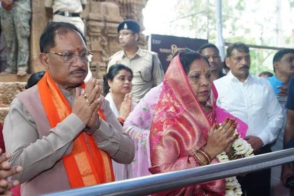 मुख्यमंत्री श्री विष्णुदेव साय ने इस धाम में की पूजा-अर्चना, प्रदेश की सुख-समृद्धि के लिए की मंगलकामना
