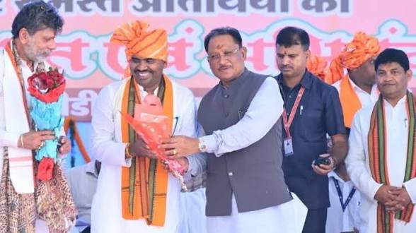 मुख्यमंत्री साय ने बम्हनीडीह के विकास की नई यात्रा का किया शुभारंभ…