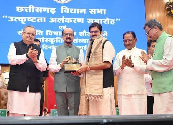प्रदेश विधानसभा उत्कृष्ट कार्य संस्कृति और स्वस्थ संसदीय परंपरा का जीवंत उदाहरण राज्यपाल …