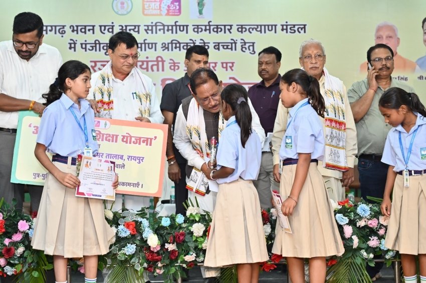 ढाई साल की उपलब्धियाँ-प्रदेश का श्रमिक कल्याण के क्षेत्र में नई पहचान…