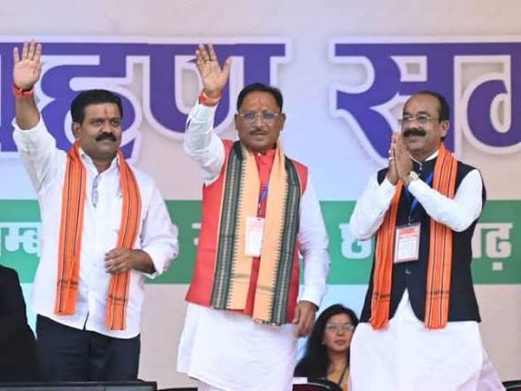 देशभक्ति से ओतप्रोत अप्रतिम उत्साह के साथ निकली तिरंगा यात्रा, उप मुख्यमंत्री हुए शामिल…