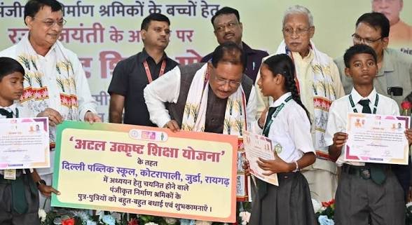 श्रमिकों के सशक्तिकरण का नया दौर प्रदेश में श्रम कल्याण को मिल रही नई गति…