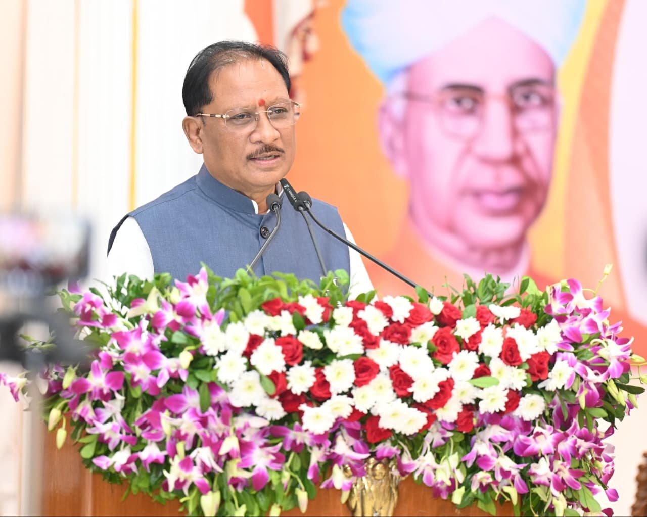 AI के युग में शिक्षक बनें विद्यार्थियों के मार्गदर्शक, तकनीक के विवेकपूर्ण उपयोग की दें सीख : राज्यपाल श्री डेका