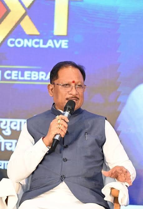 सीधी और सच्ची बात साहस के साथ रखें युवा, नई सोच को दें नई पहचान मुख्यमंत्री साय…