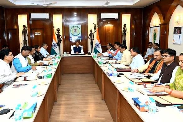 इस दिन होगी साय कैबिनेट की बैठक, कई बड़े फैसलों पर लग सकती है मुहर…