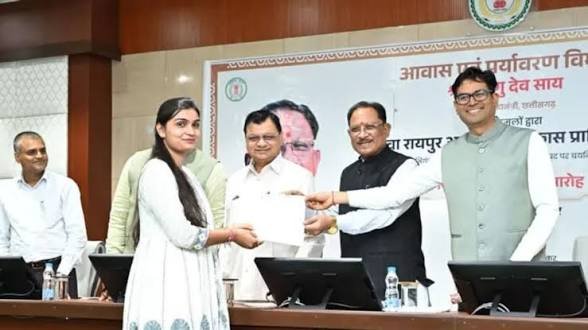 युवाओं को रोजगार, नागरिकों को सुगम सेवाएं और आधुनिक कौशल से जोड़ना हमारी प्राथमिकता मुख्यमंत्री साय…