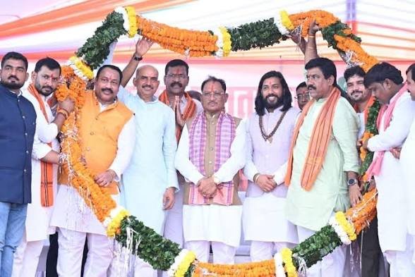 प्रधानमंत्री श्री मोदी के जन्मदिन पर हर घर में जलाएं ‘आशीर्वाद का दीप’ : मुख्यमंत्री साय…