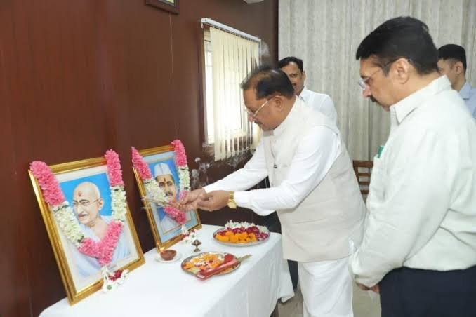 सत्य, अहिंसा और सादगी के आदर्श हमें राष्ट्रसेवा की प्रेरणा देते रहेंगे सीएम साय