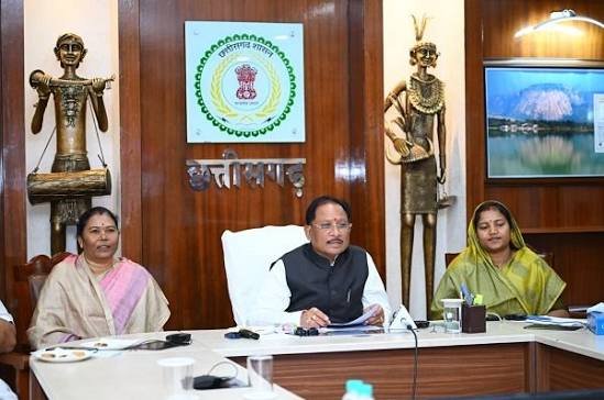 मुख्यमंत्री साय ने पूर्व केंद्रीय मंत्री स्वर्गीय लरंग साय जी की प्रतिमा का किया वर्चुअल अनावरण…