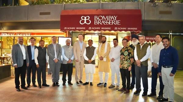 सीएम साय की गार्डन्स बाय द बे के साथ महत्वपूर्ण चर्चा, सिंगापुर बिजनेस फेडरेशन के लीडरशिप डिनर में हुए शामिल…