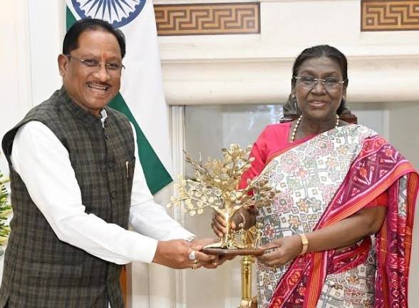 प्रदेश में आज राष्ट्रपति मुर्मू का दौरा, CM साय के कार्यक्रम और BJP के नए अभियान पर नजर…